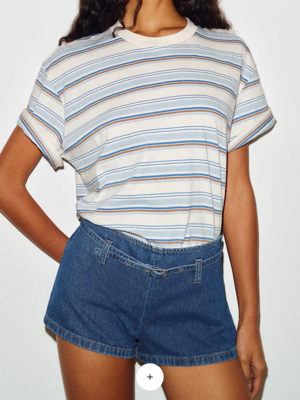 Reformation June 2 In Low Rise Denim Short Blue - Size 2
